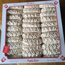 Meringues 50pcs
